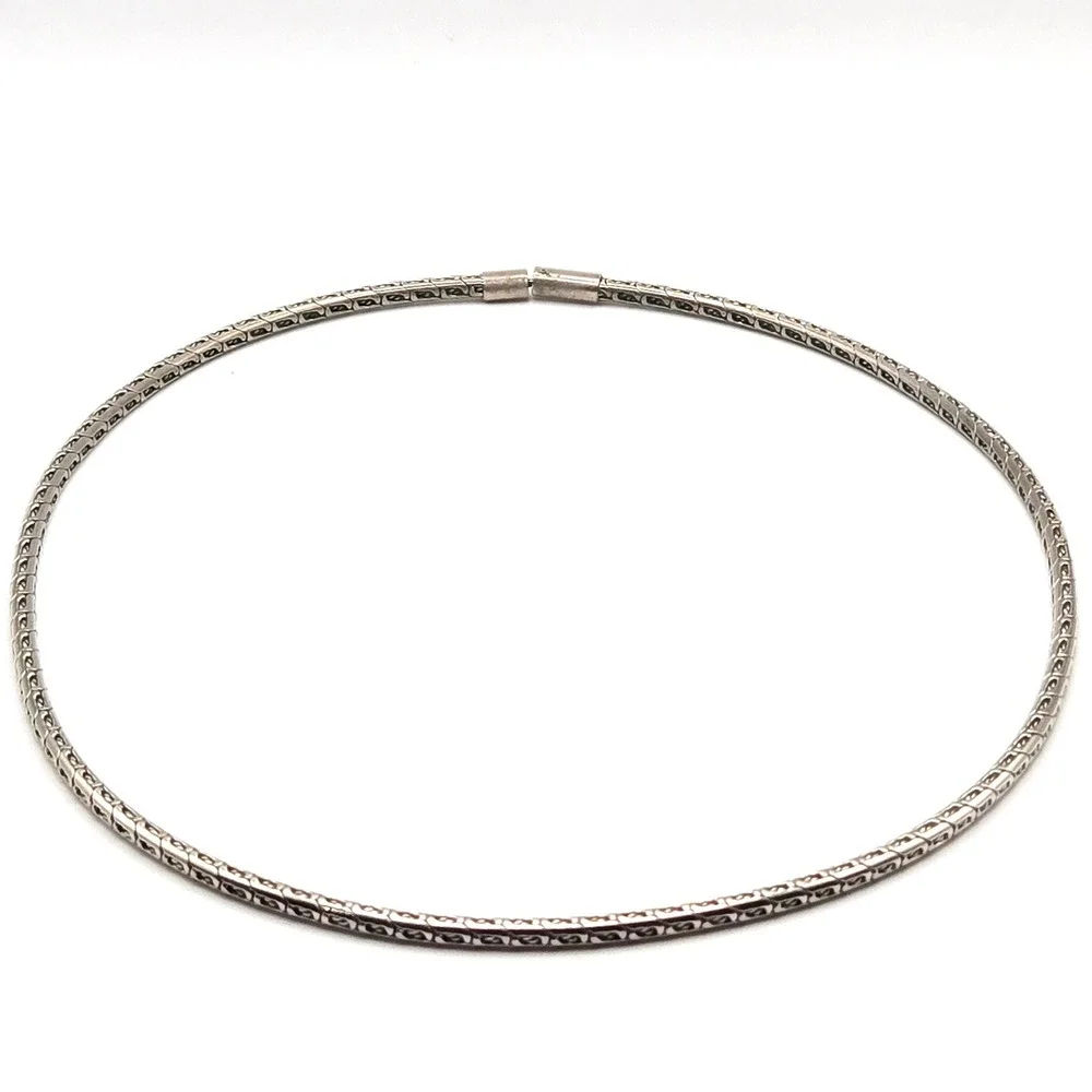 Silver Tone Semi-Flex Byzantine Style Chain Collar Necklace Textured Link Choker